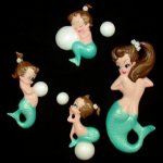Cindy Mermaid Mom & 3 Babies Wall Plaque
