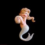 Madison Mermaid with Bubble
